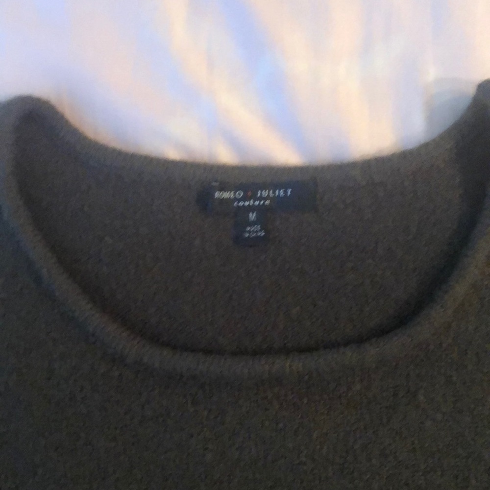 Sweater - Picture 3 of 3
